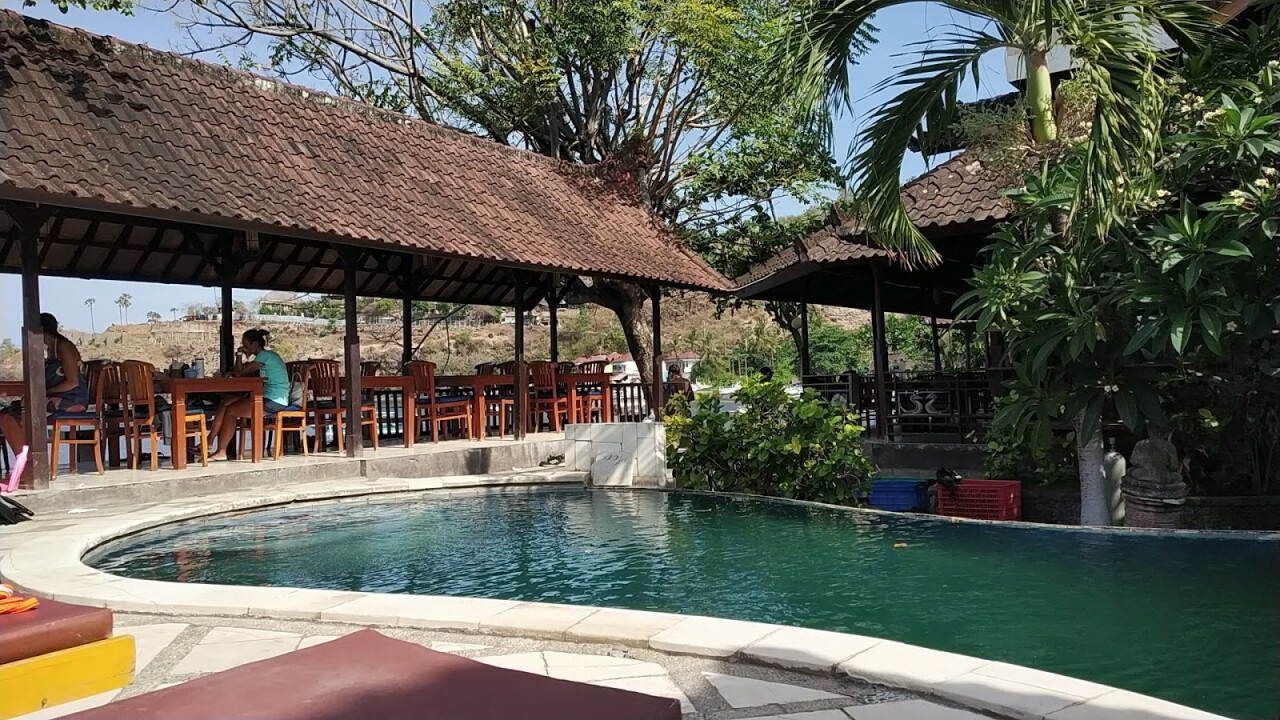 Cafe Divers Hotel