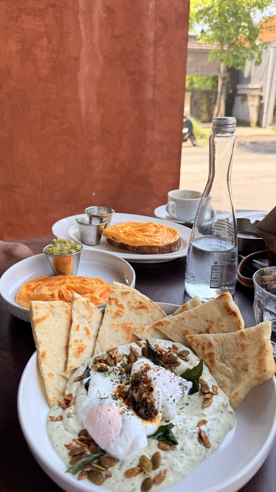 ST. ALi - Bali