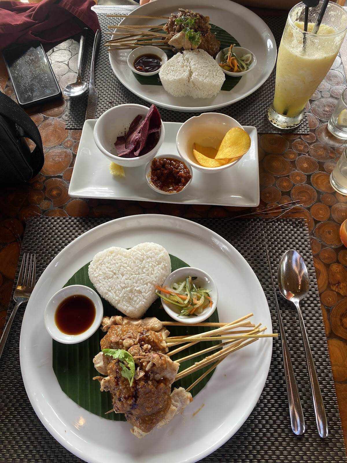 Bebek Tebasari Resto