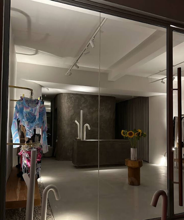 FAVE Concept store