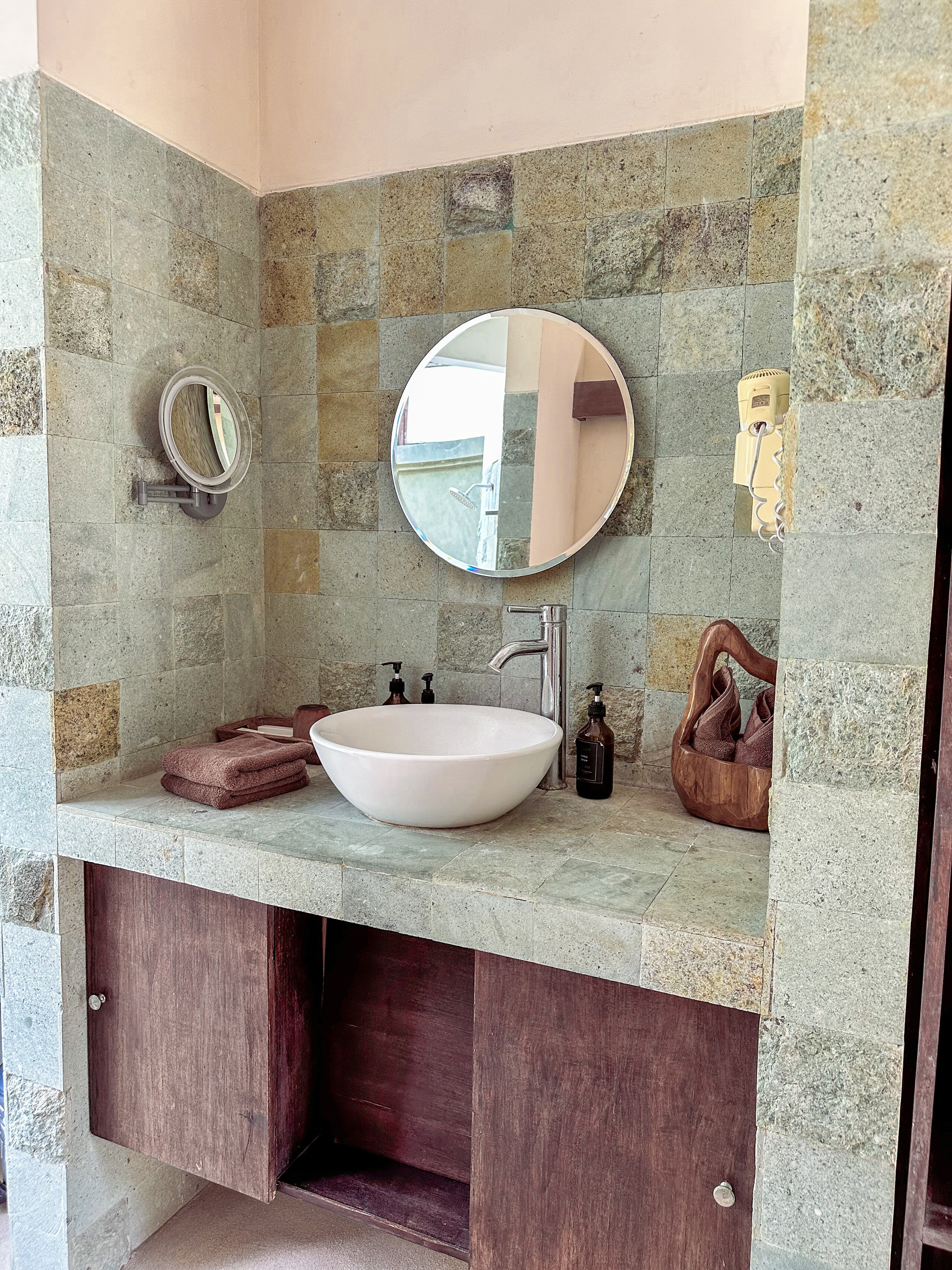 Отель резорт с частным пляжем Чандидаса 10м² 1 спальня