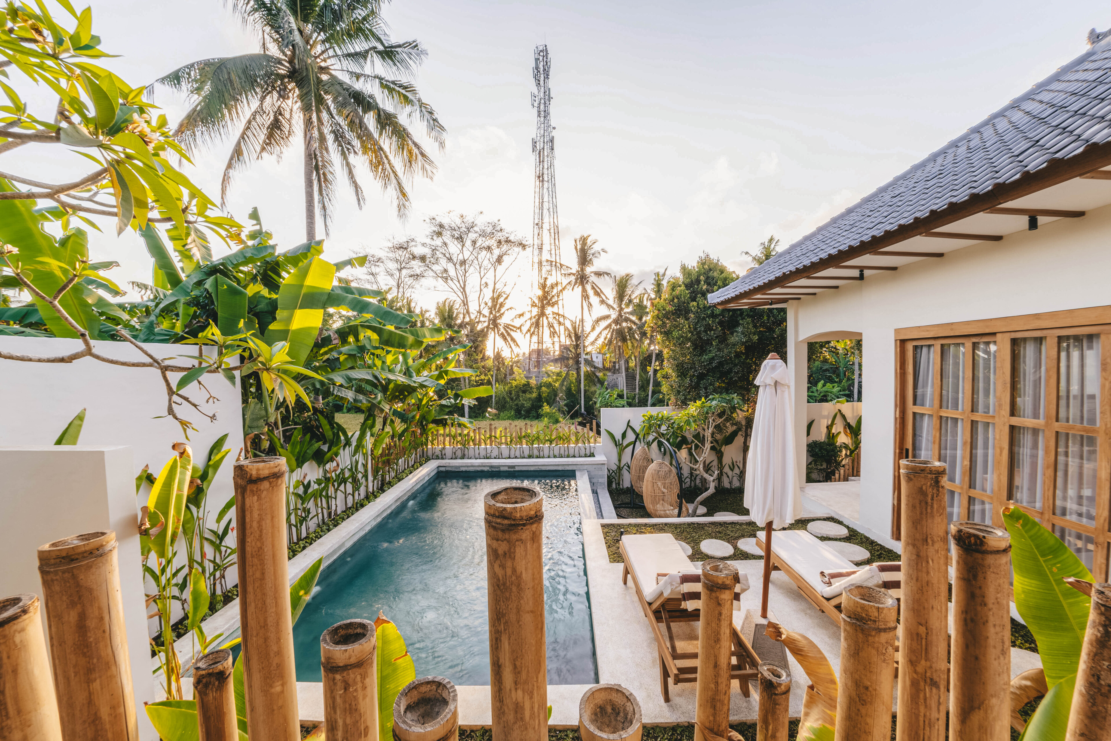 Вилла ,расположенная в уединенном и тихом месте. Убуд 2 спальни