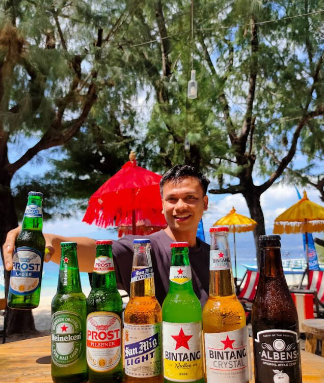 Lava Bar Beach Lounge & Sports Bar Gili Trawangan