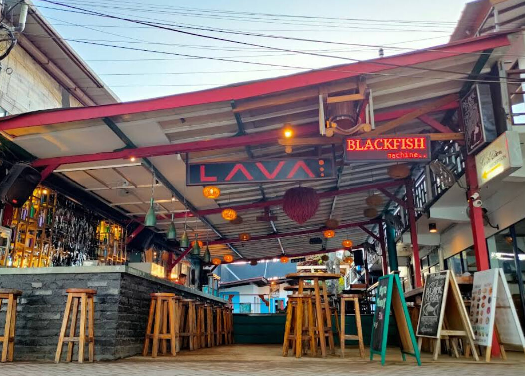 Lava Bar Beach Lounge & Sports Bar Gili Trawangan
