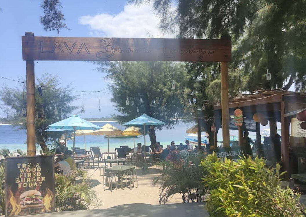 Lava Bar Beach Lounge & Sports Bar Gili Trawangan