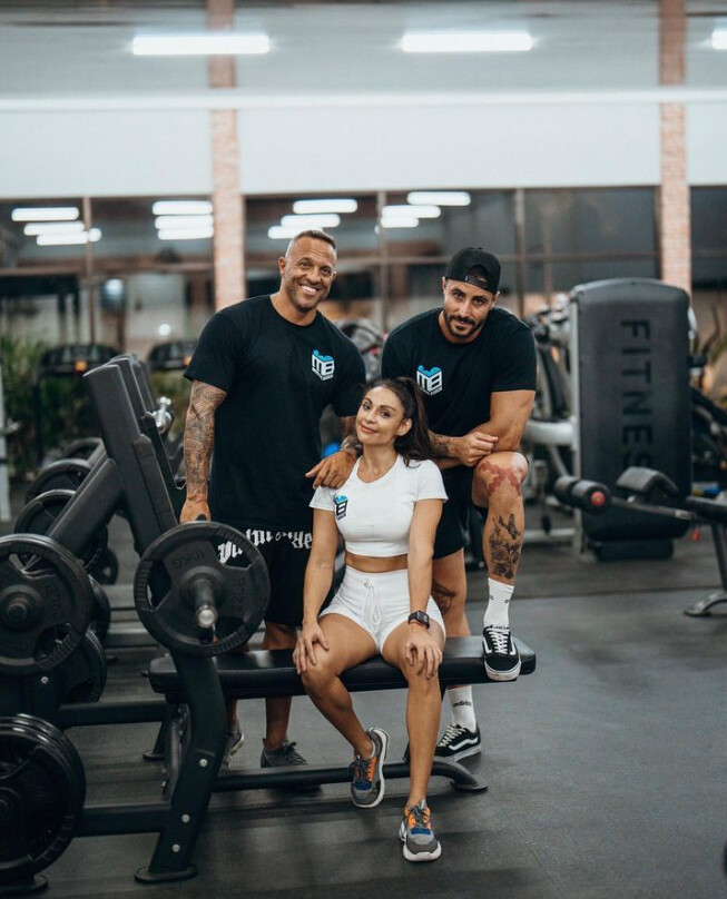 Muscle Beach Club