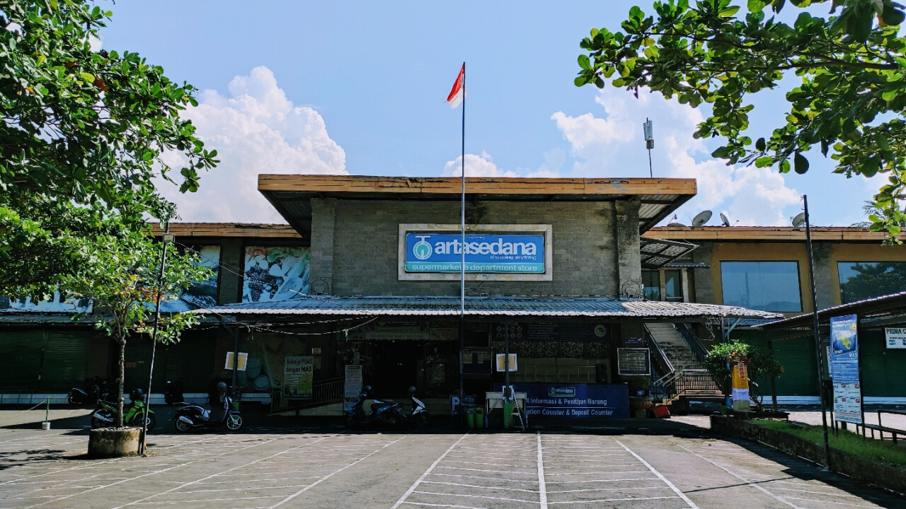 ArtaSedana Supermarket Market