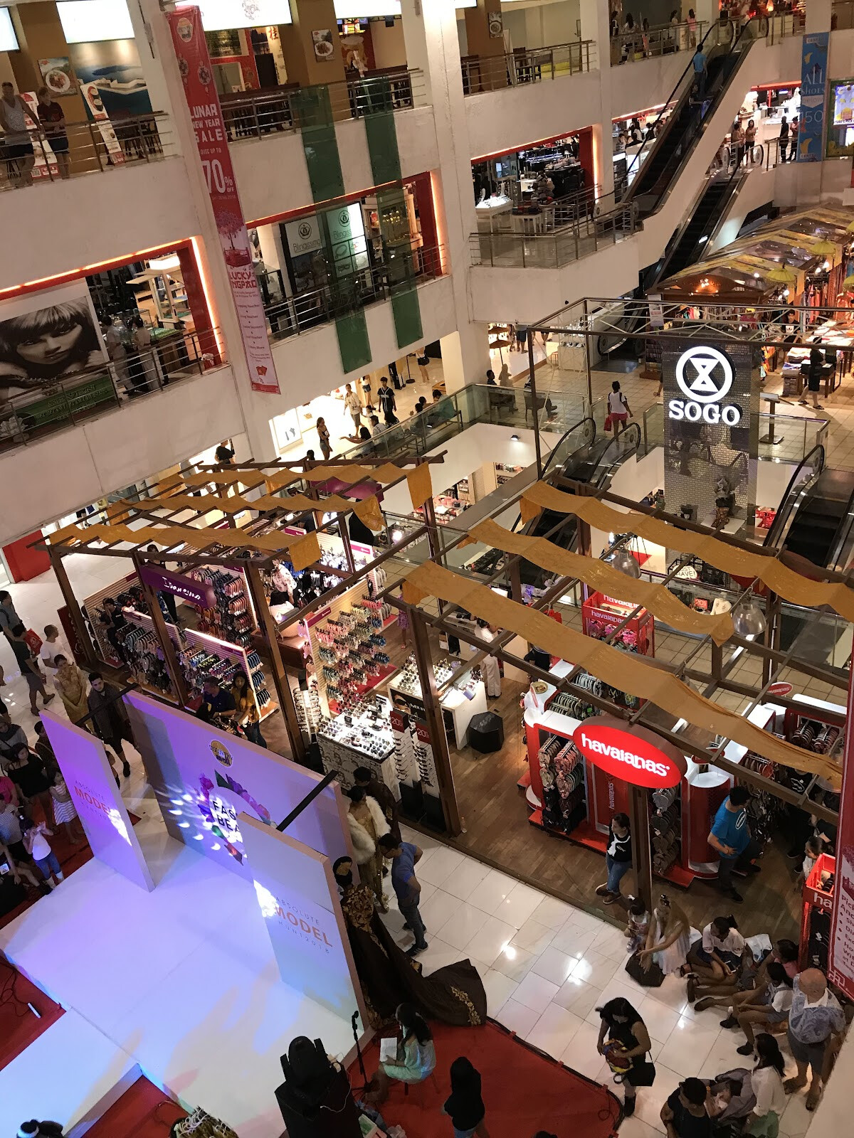 SOGO Discovery Mall