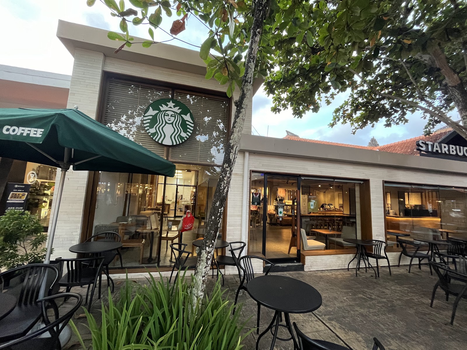 Starbucks Coffee Nusa Dua Bali