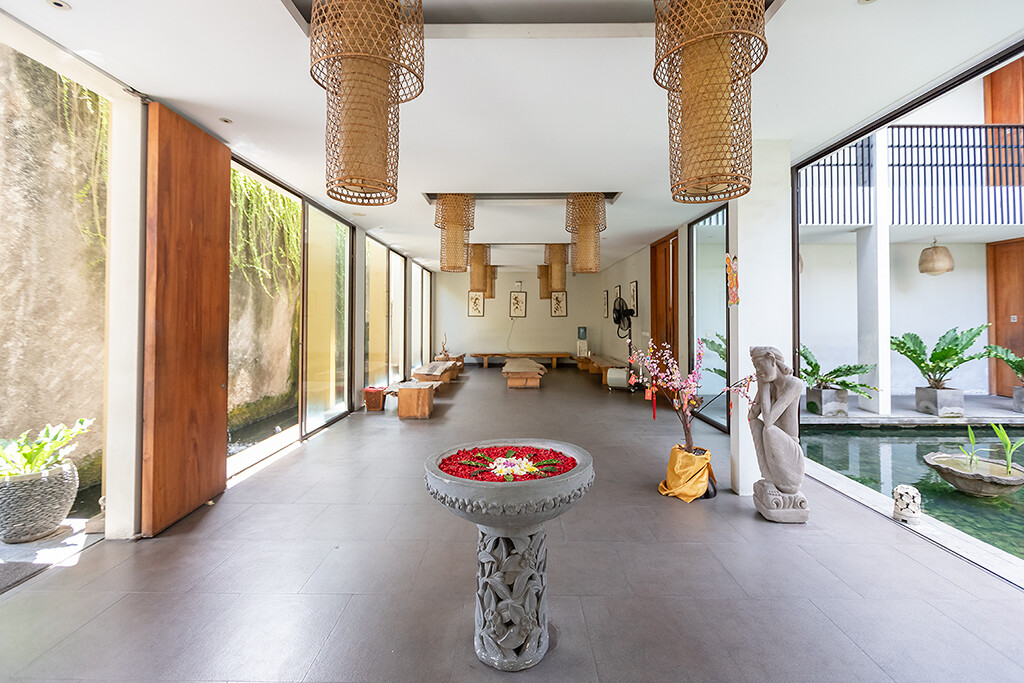 LLuvia Spa