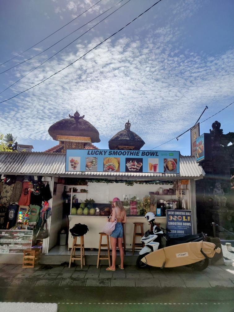 Lucky smoothie bowl