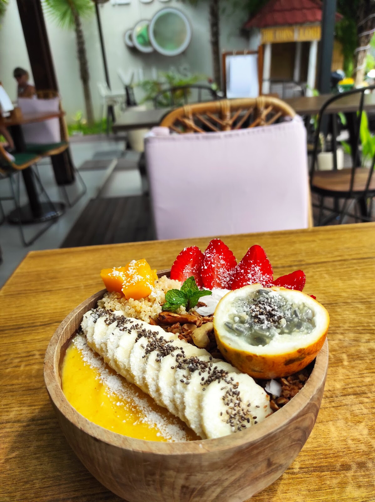Nom Bali Smoothie Bowl Seminyak