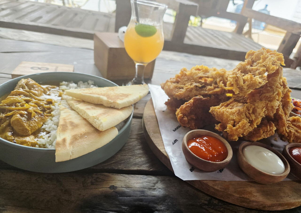 Manna Bar & Resto