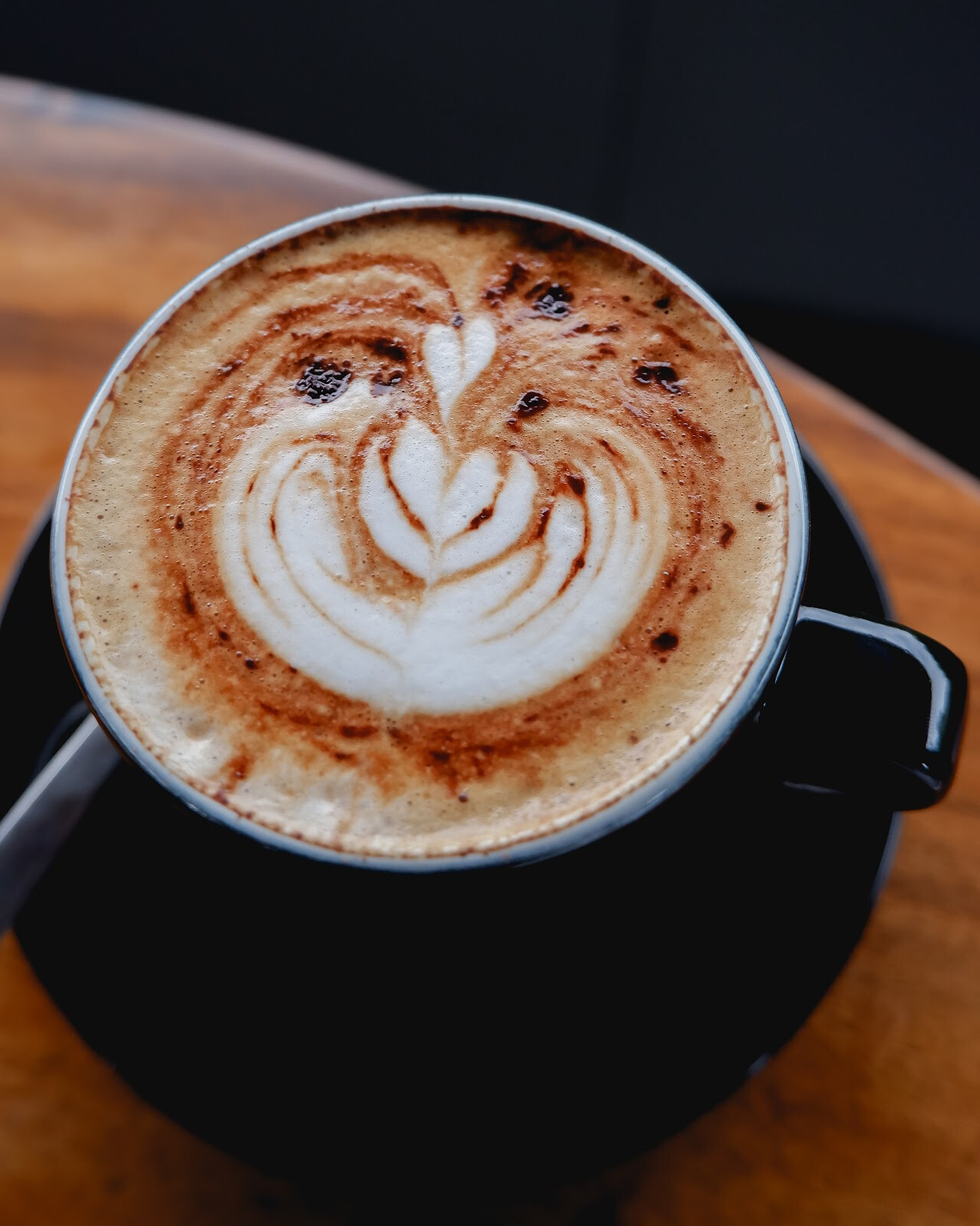 Banave Cafe & Lounge