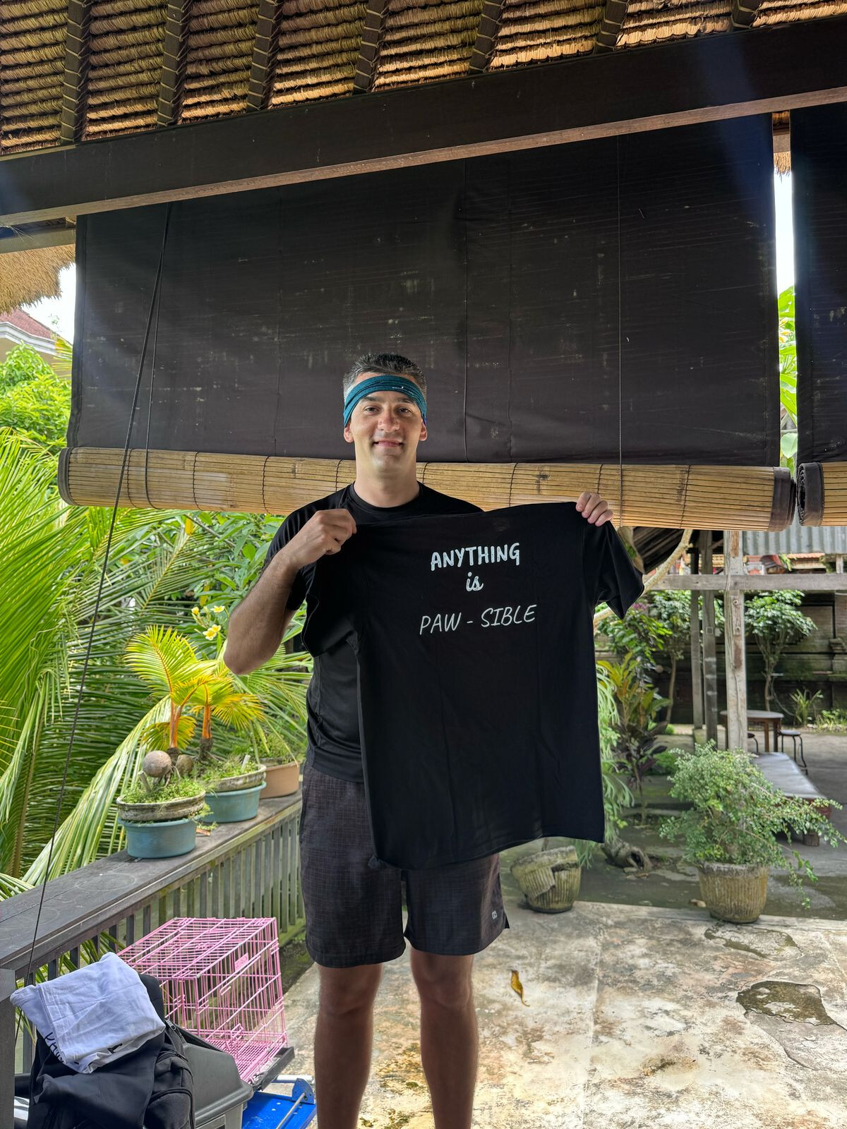 Happy Puppy Yoga Ubud