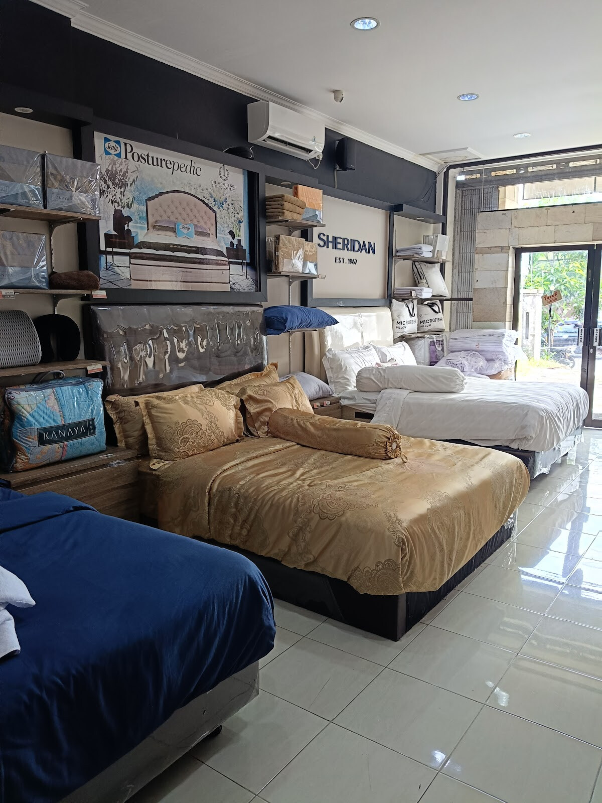 Nina MG Home