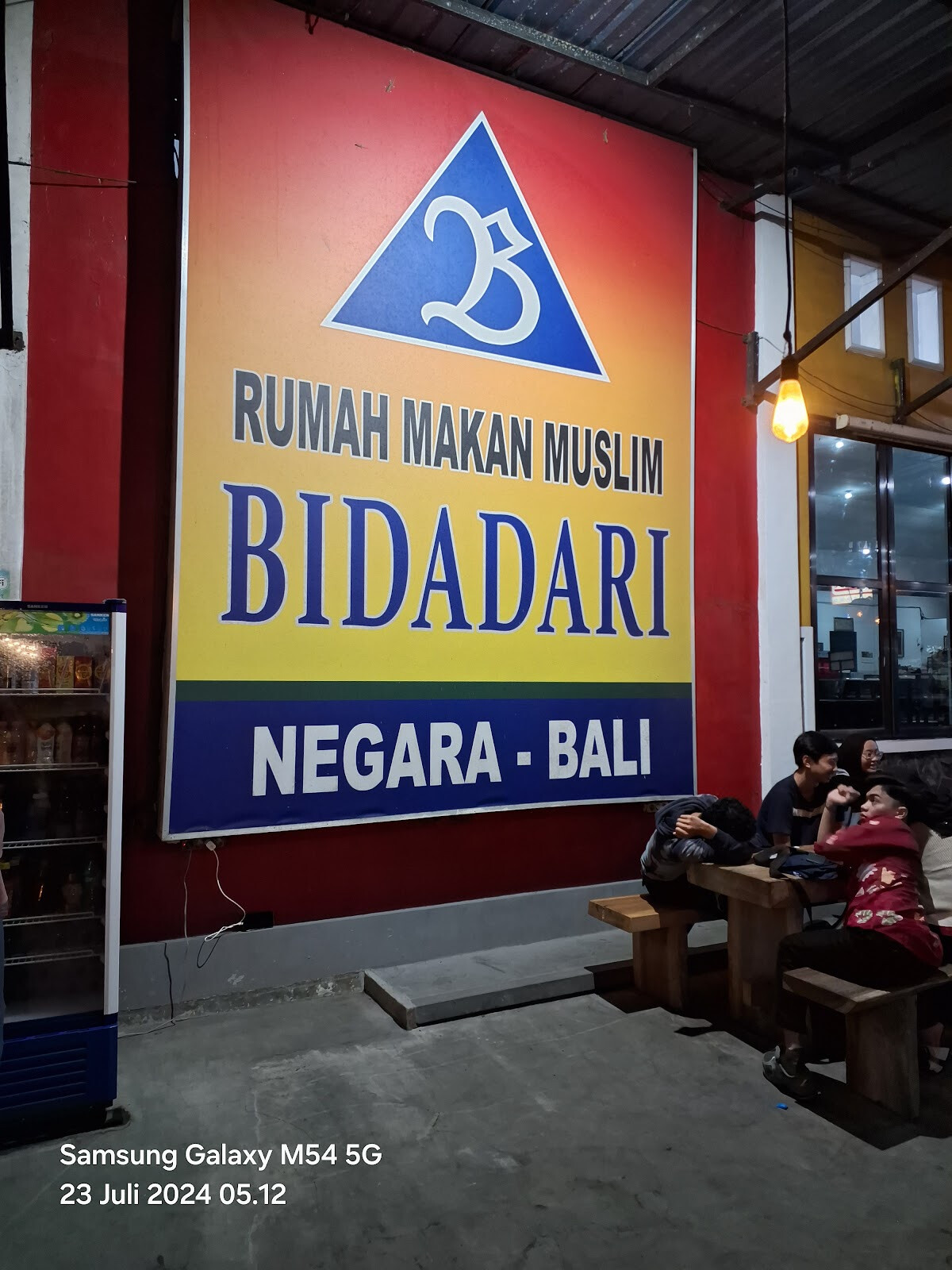 Rumah Makan Bidadari