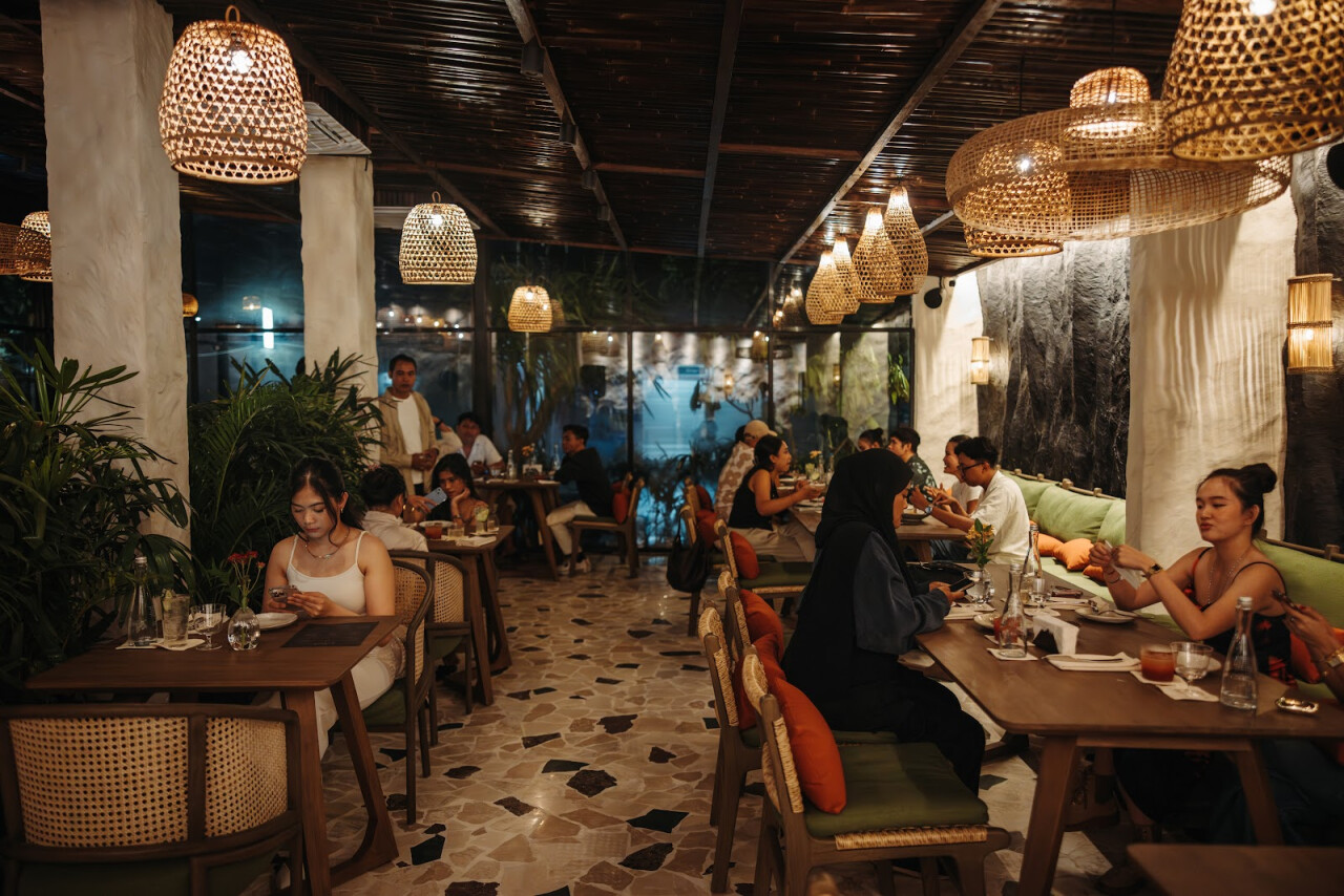 Lava Gastrobar & Grill