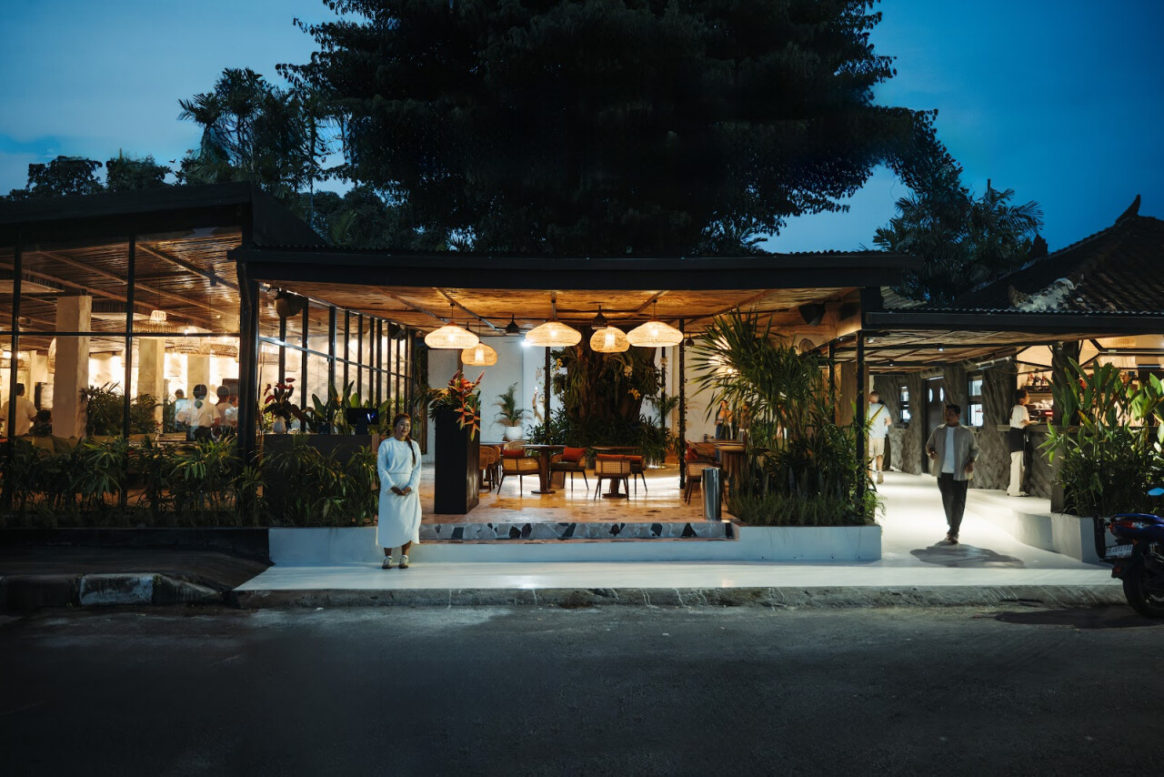 Lava Gastrobar & Grill