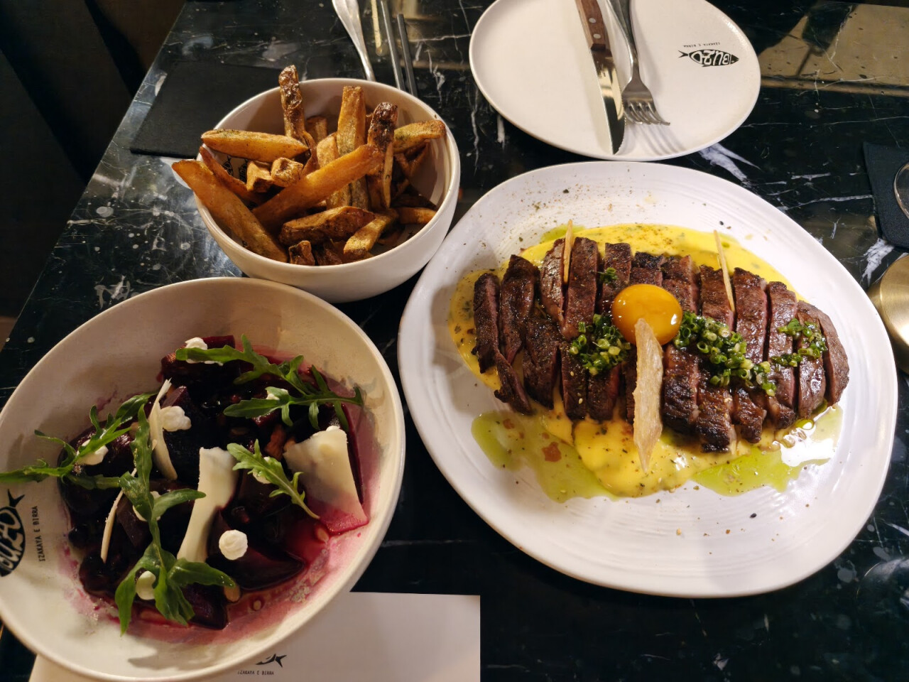 Buzo Seminyak – Sushi, Pizza & Itameshi