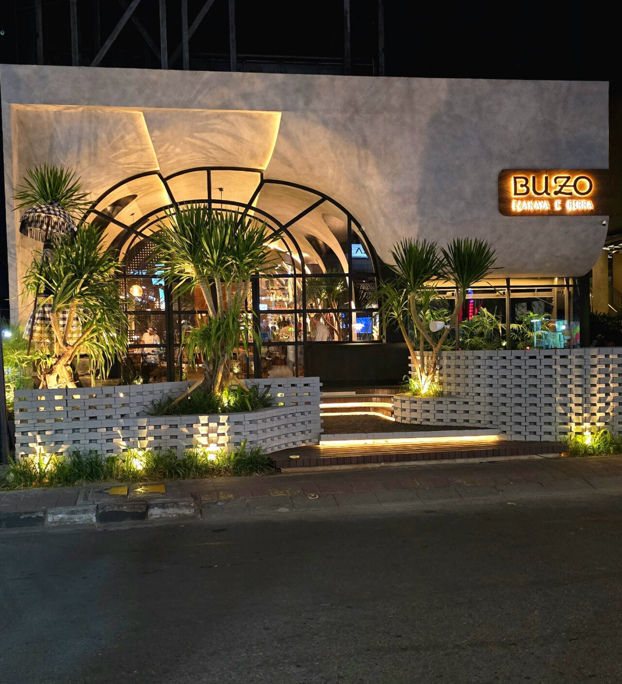 Buzo Seminyak – Sushi, Pizza & Itameshi