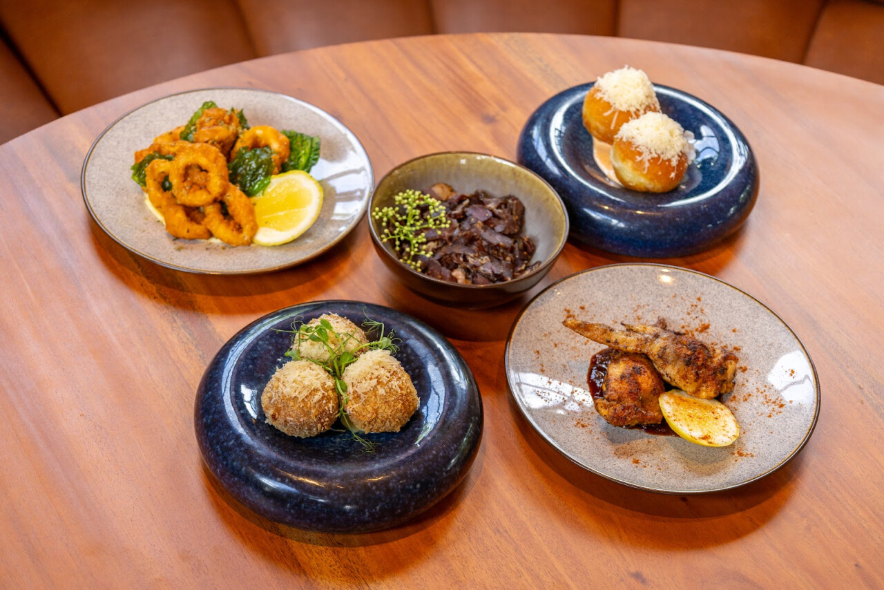 Tusk Grill & Bar