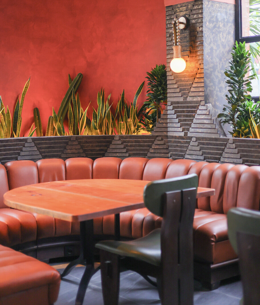 Tusk Grill & Bar