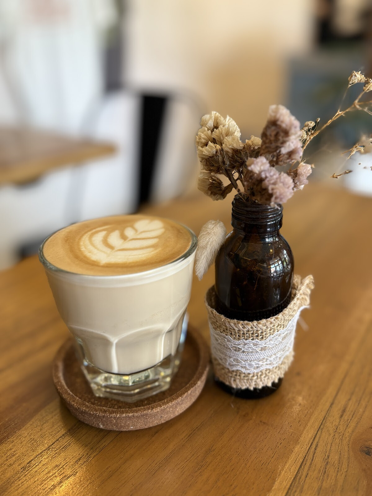 Comma Cafe