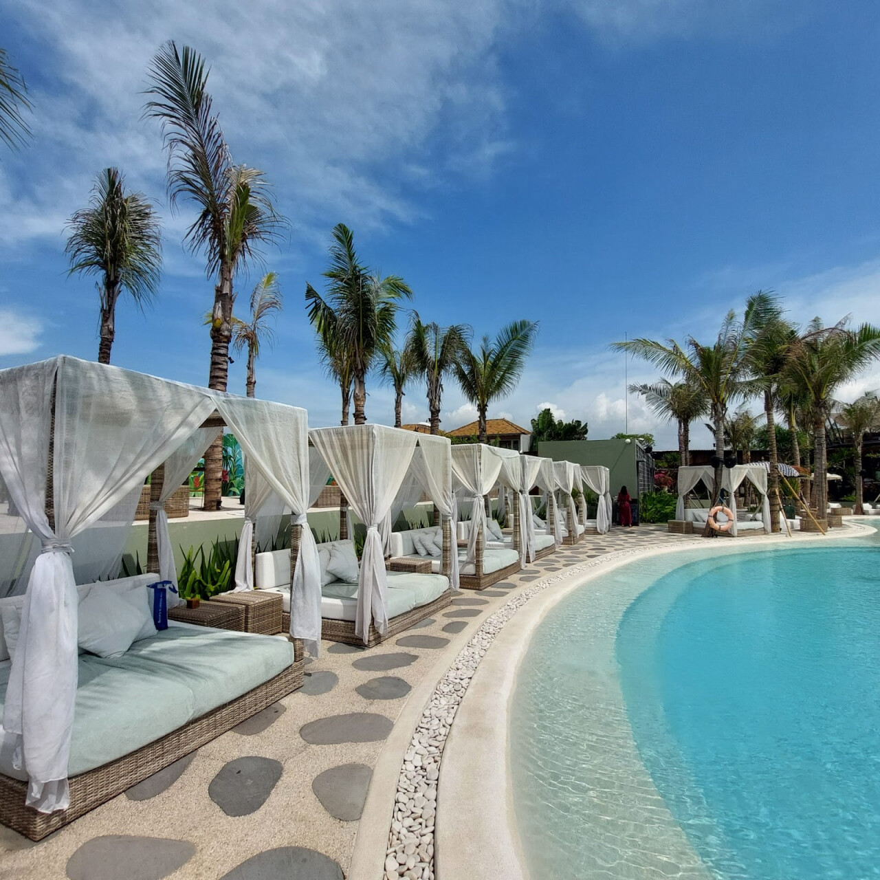 Moonstone Beach Lounge