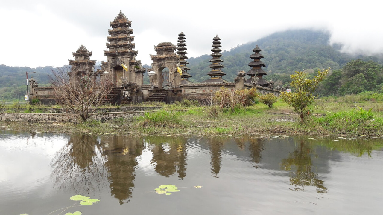 Lake Tamblingan