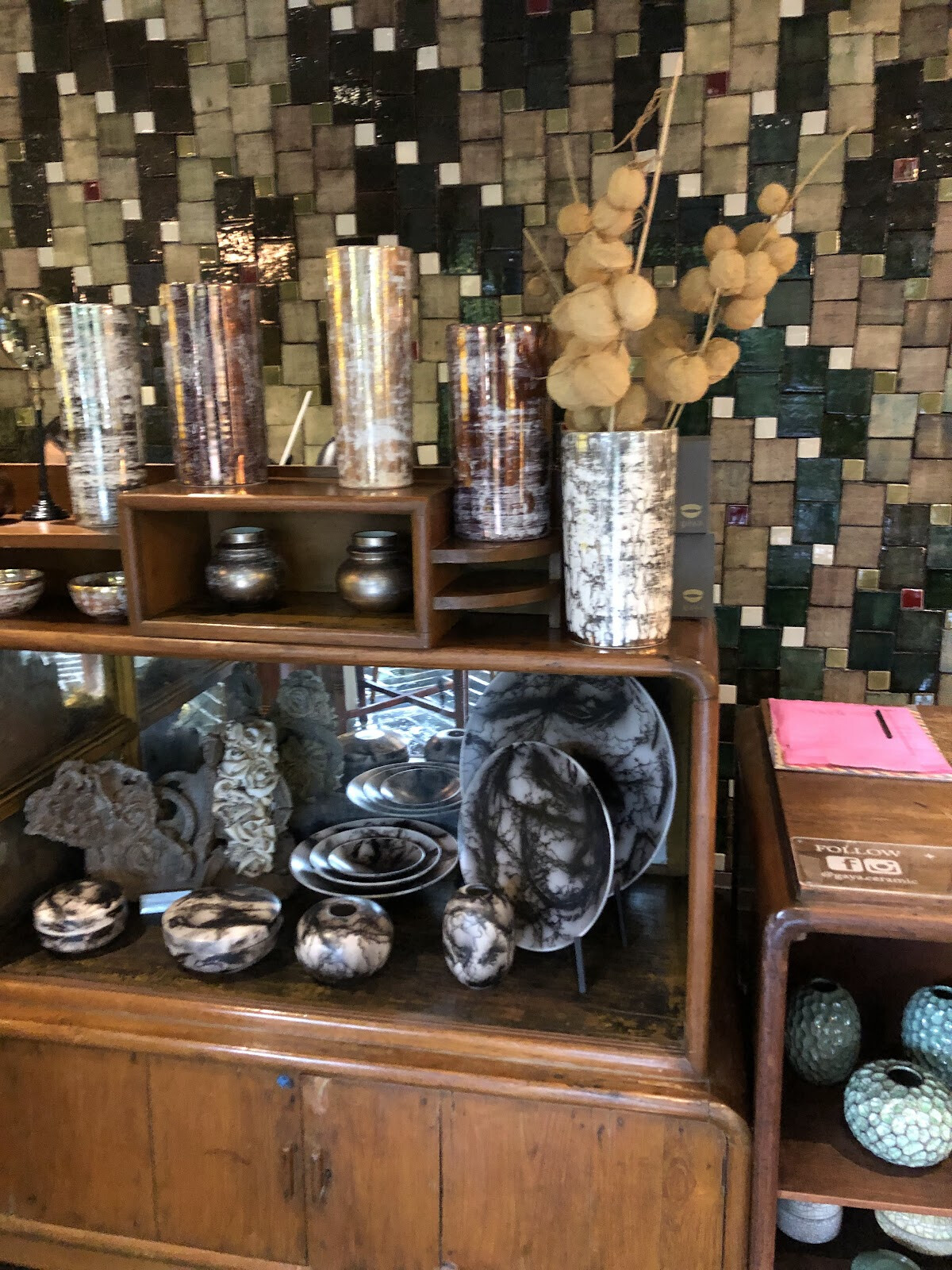Gaya Ceramic and Design