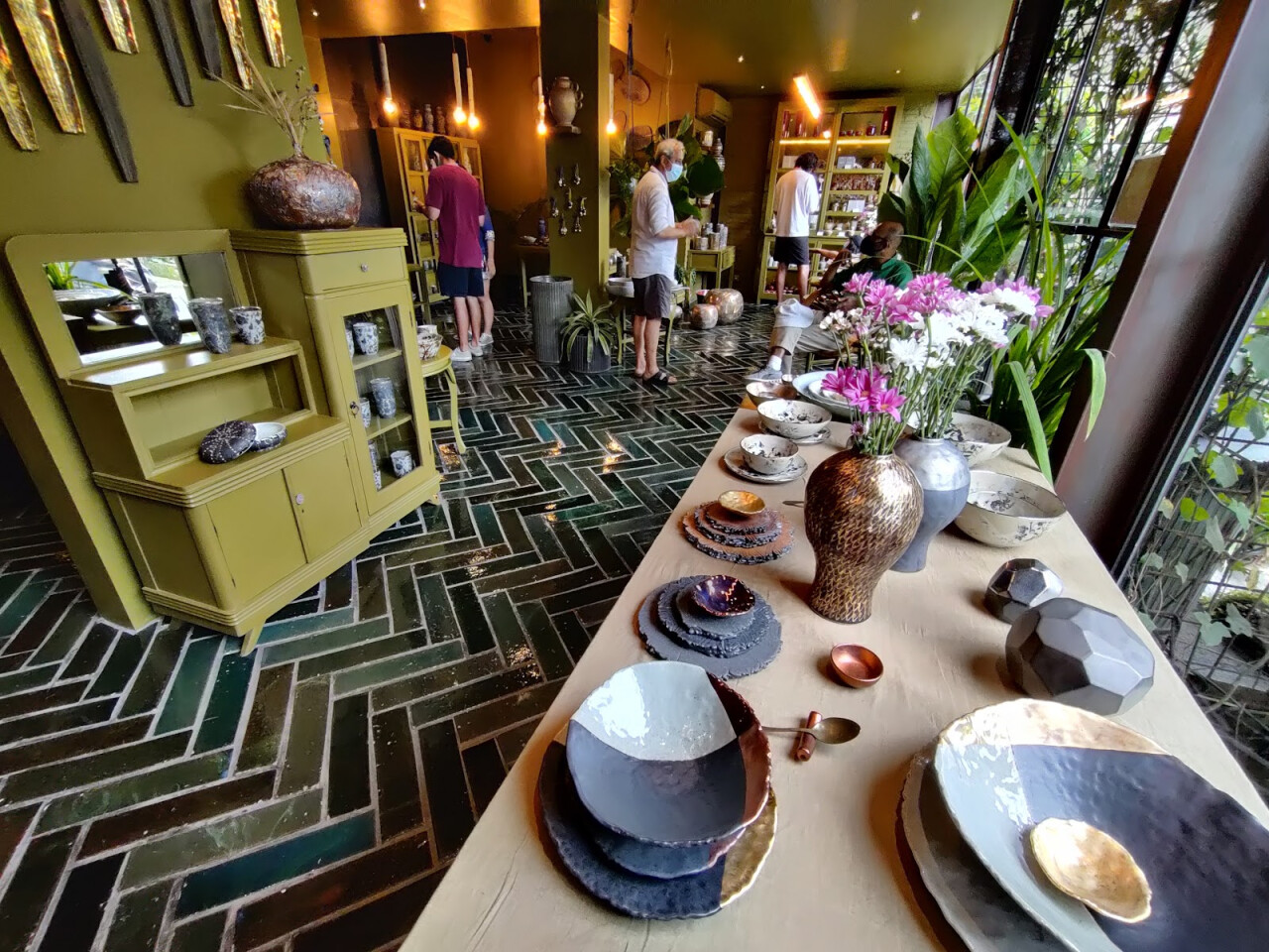 Gaya Ceramic and Design