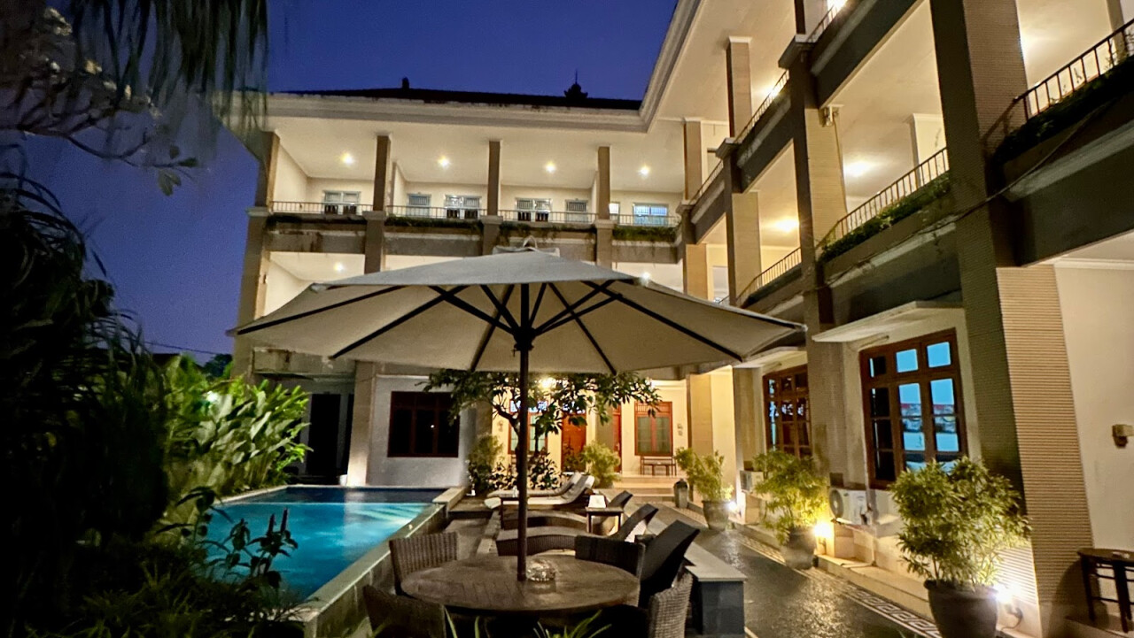 Pondok Anyar Inn