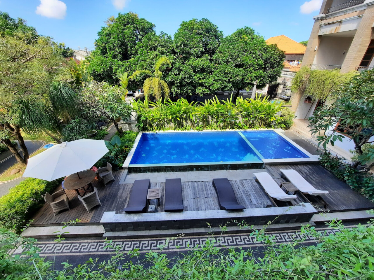 Pondok Anyar Inn