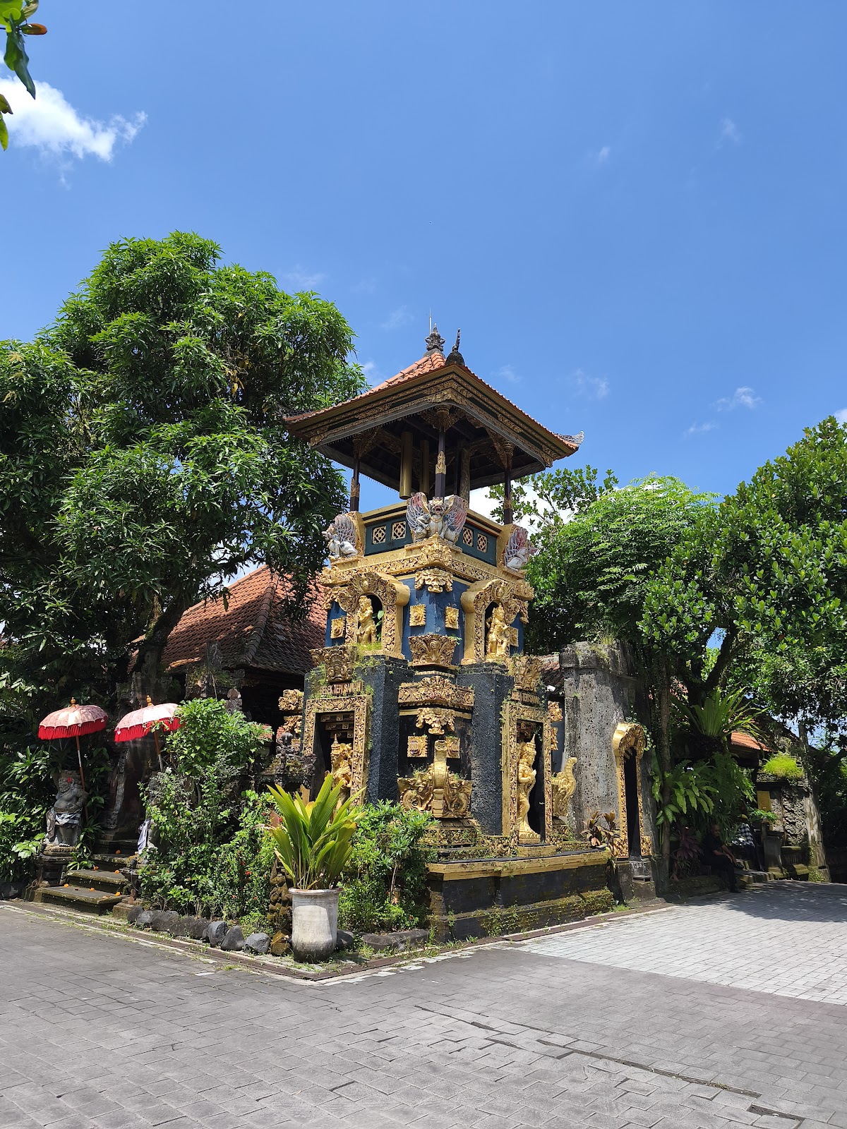 кафе Bebek Tepi Sawah 4