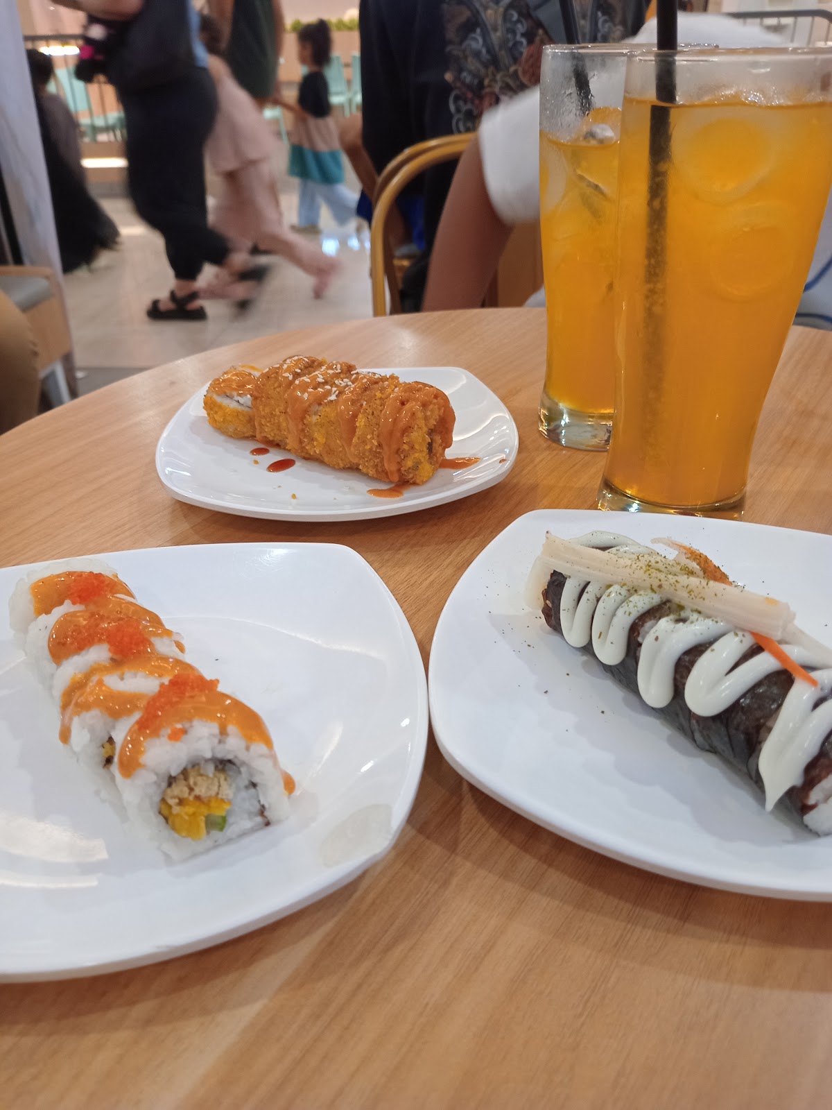 кафе The Hungry Sushi Epicentrum Mall 2