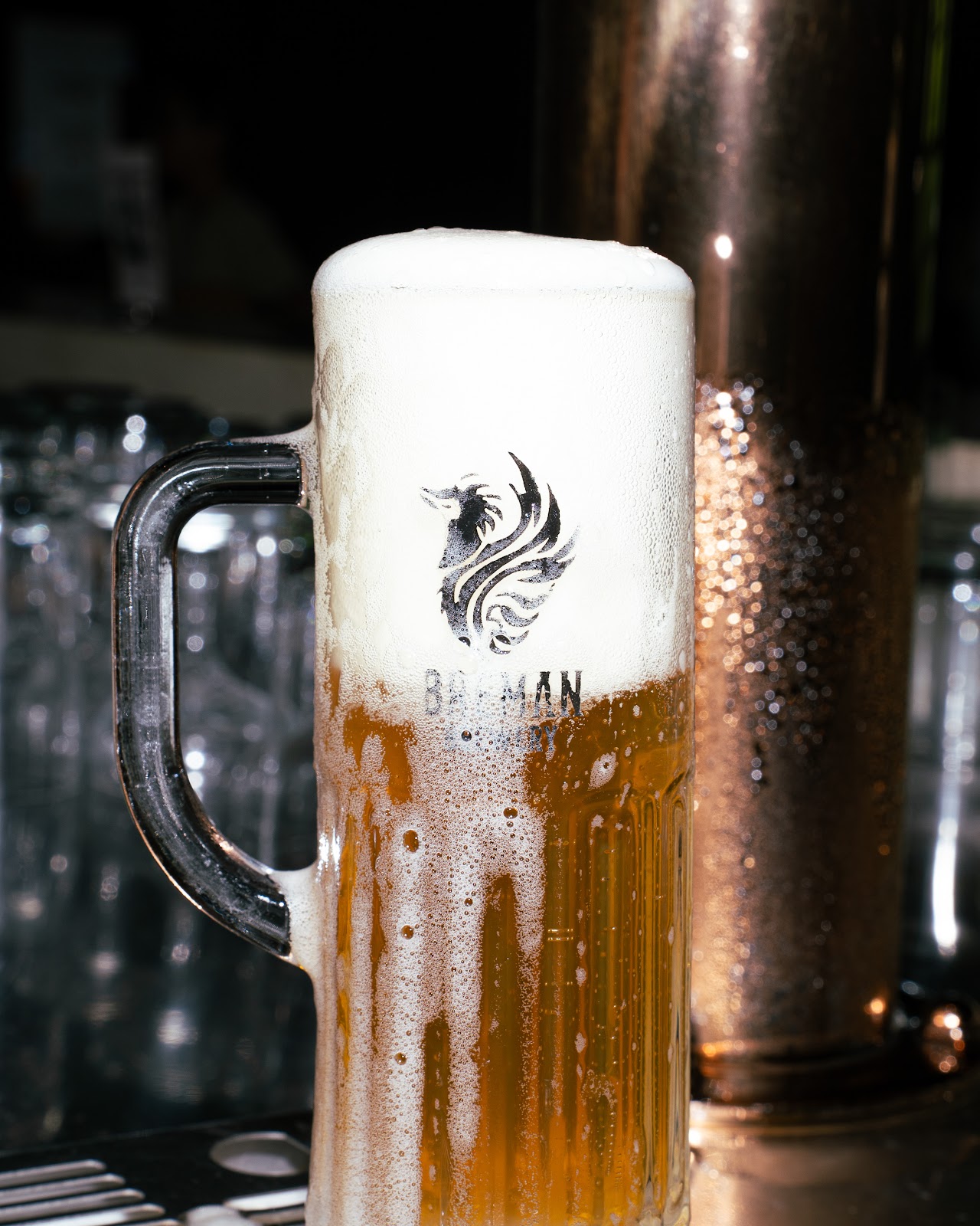 Crafty's Gastro Pub Bali - Craft beer, happy hour, gourmet pub food, live sports, trivia nights.