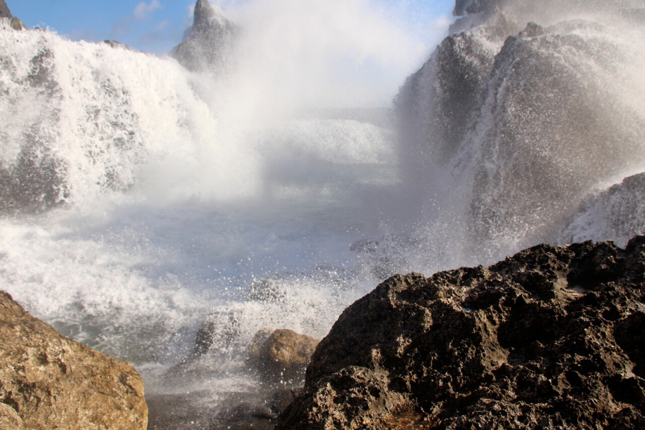Air terjun pantai nambung