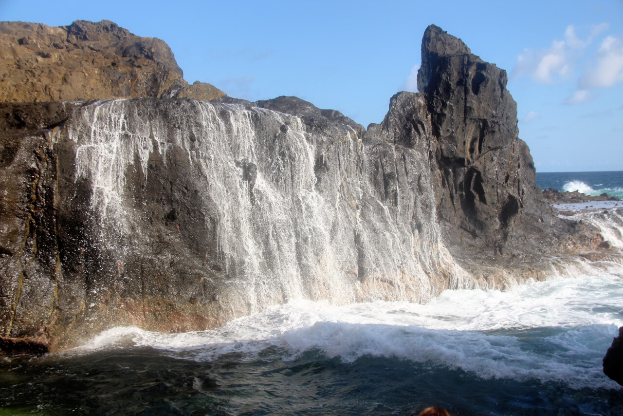 Air terjun pantai nambung
