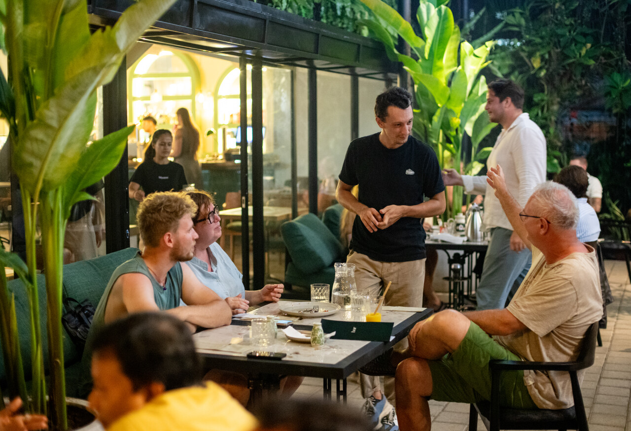 MAMU GARDEN (cafe & shisha lounge)