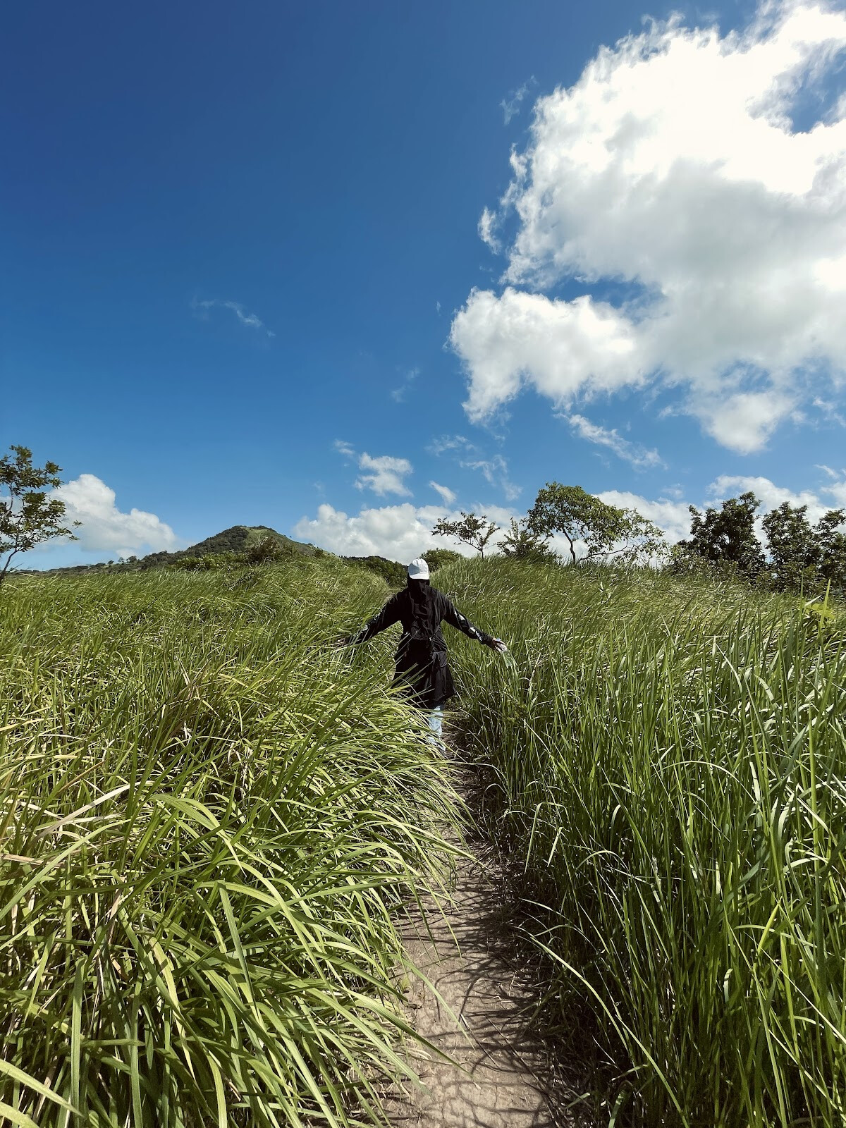 TOLANG EMPAK HILL