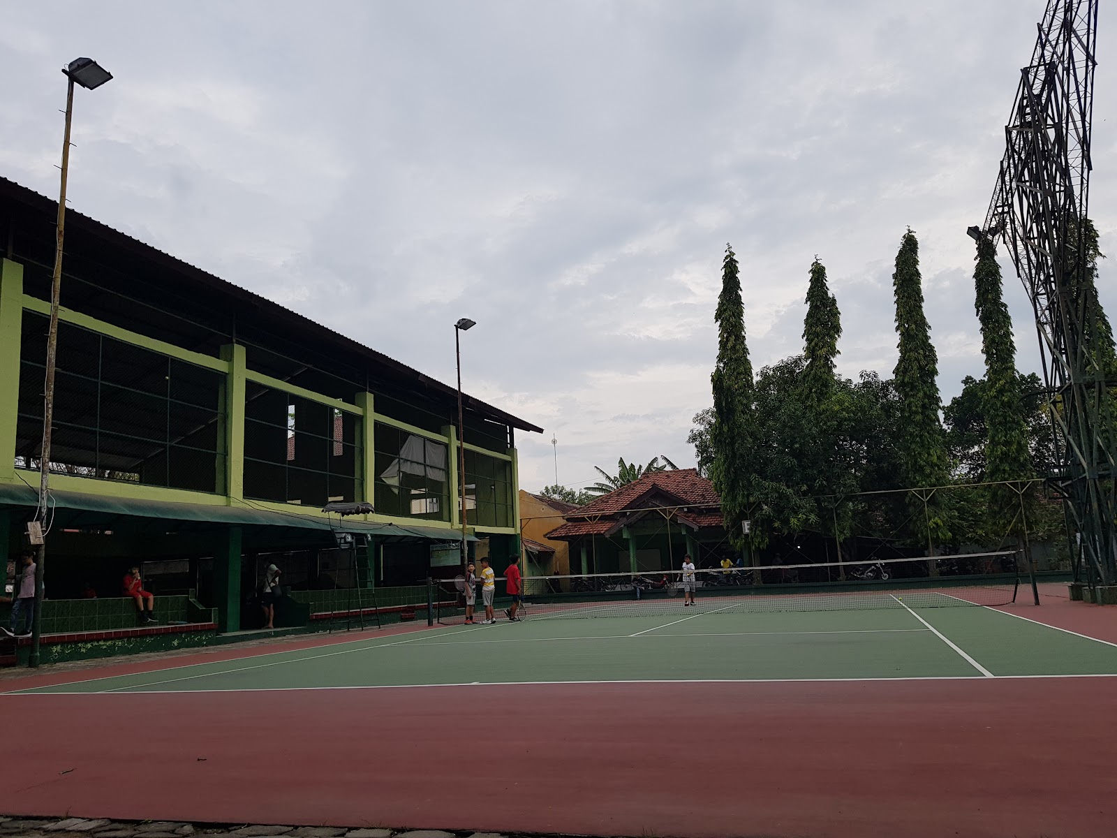 Lapangan Tenis Pelti Ponorogo