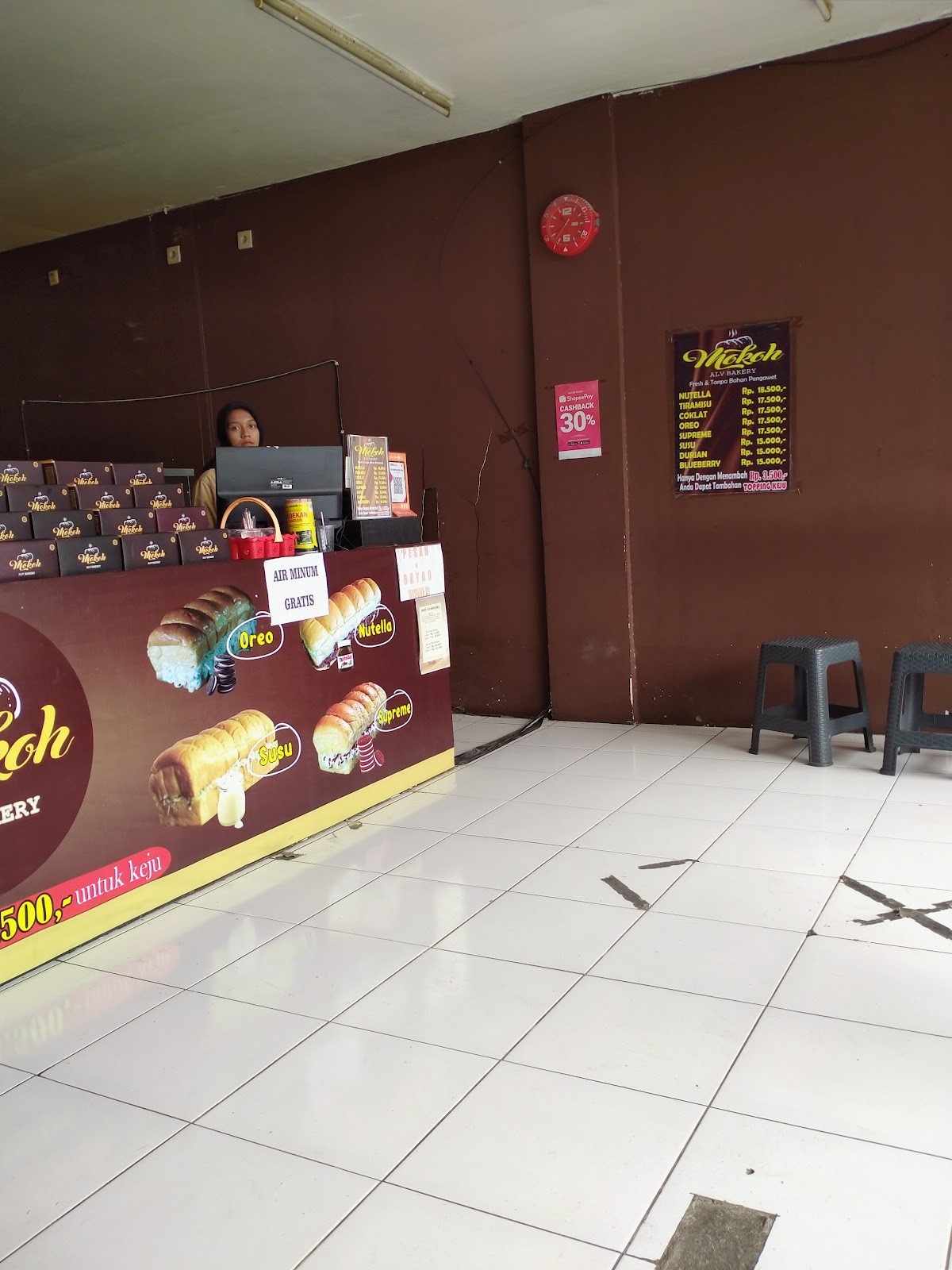 кафе ROTI MOKOH CABANG PRAYA 1