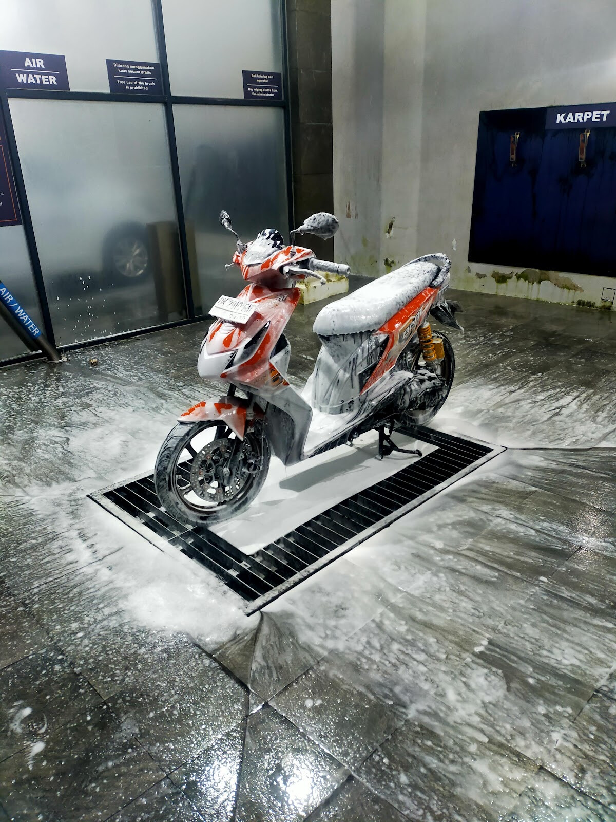Self Car Wash