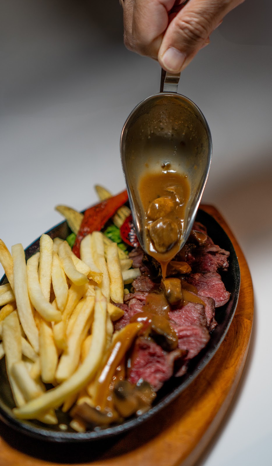 Victory Eatery GRILLHOUSE