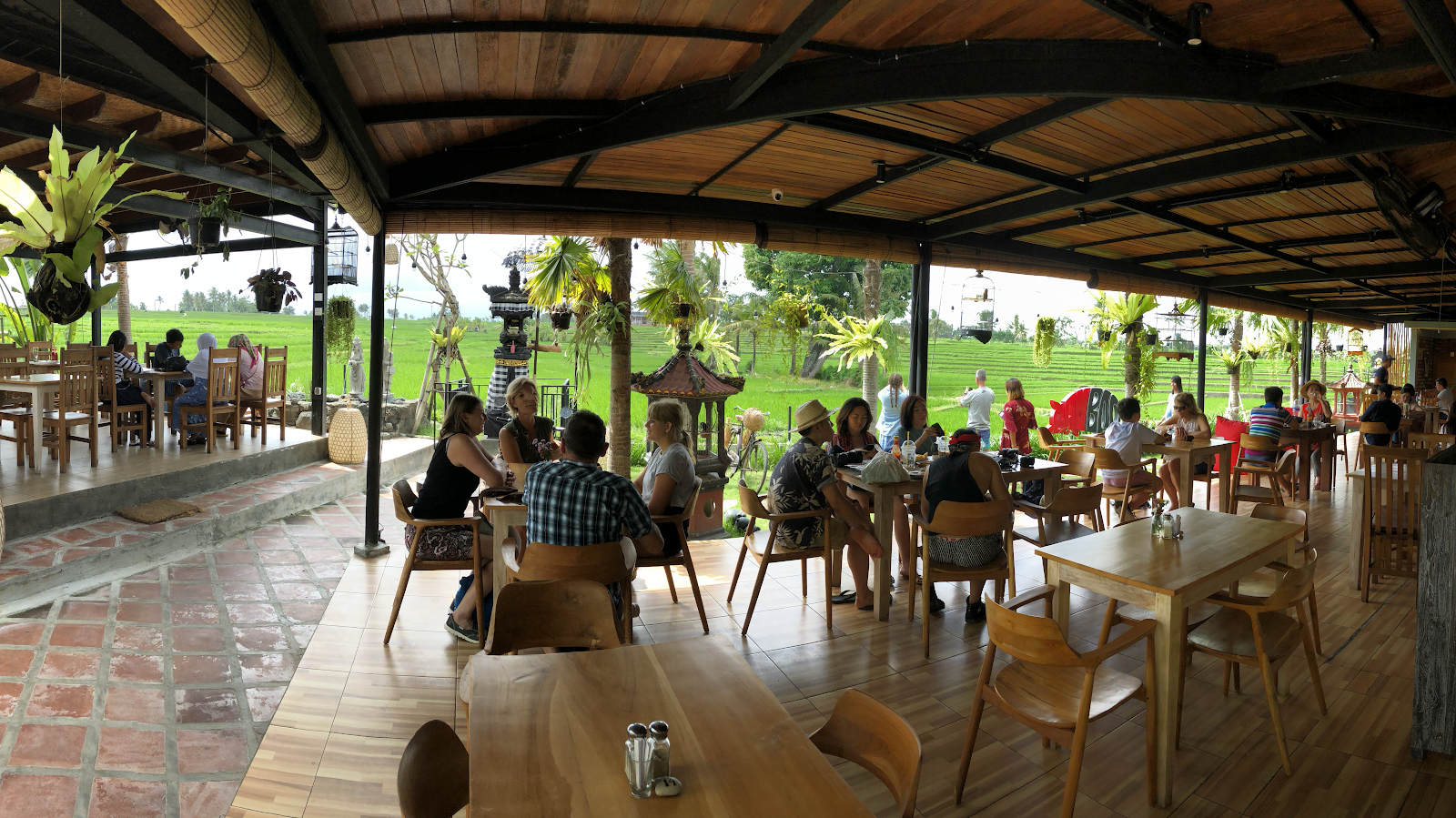 кафе Warung Bamboo 1