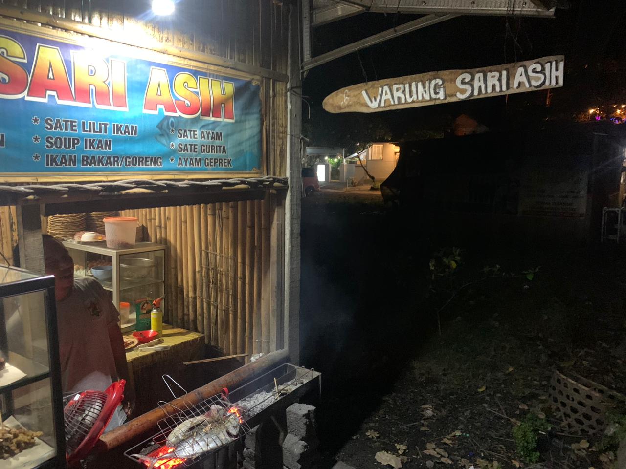 кафе Warung Sari Asih Tuna Satay 1