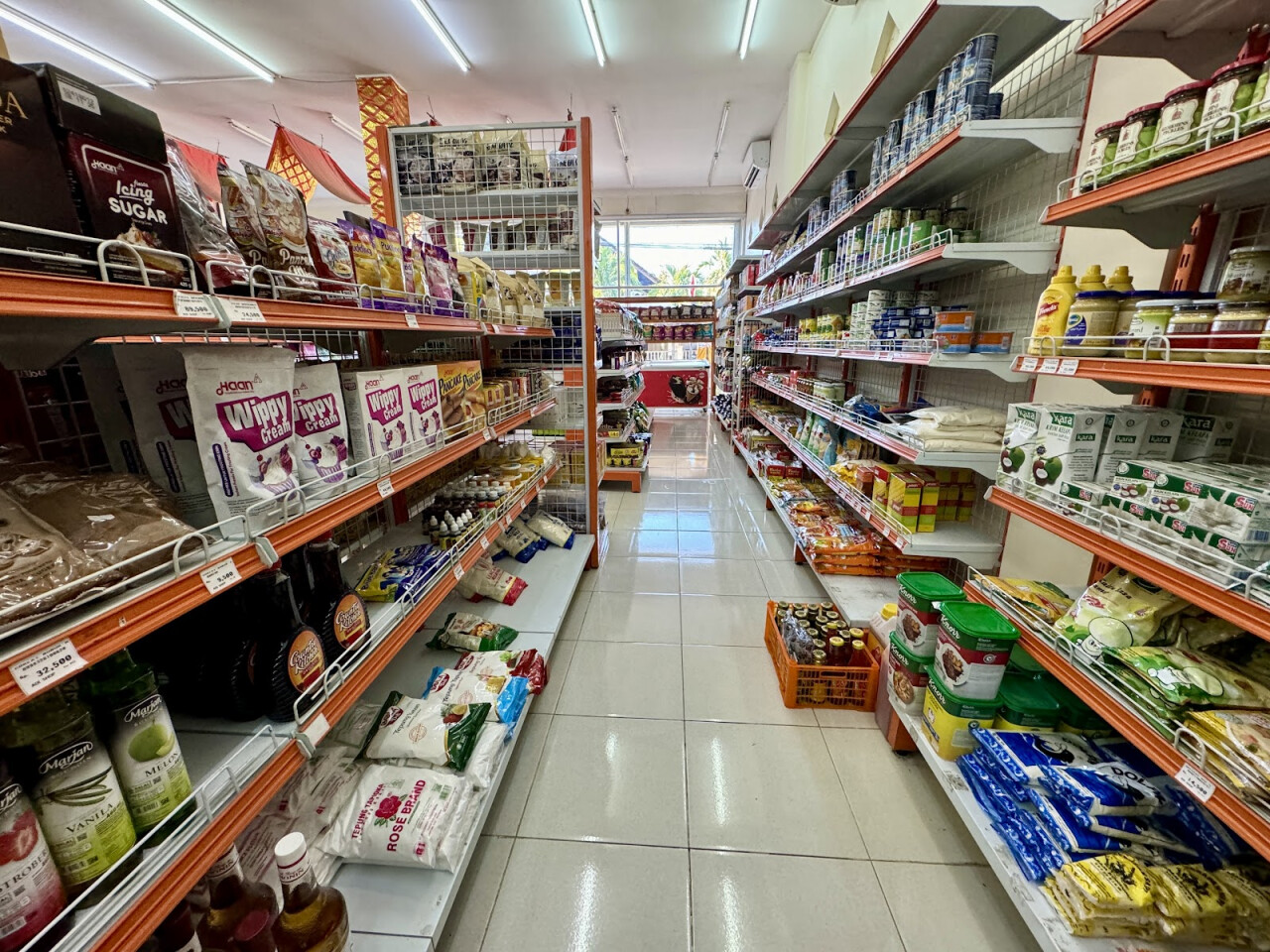Adi Shop