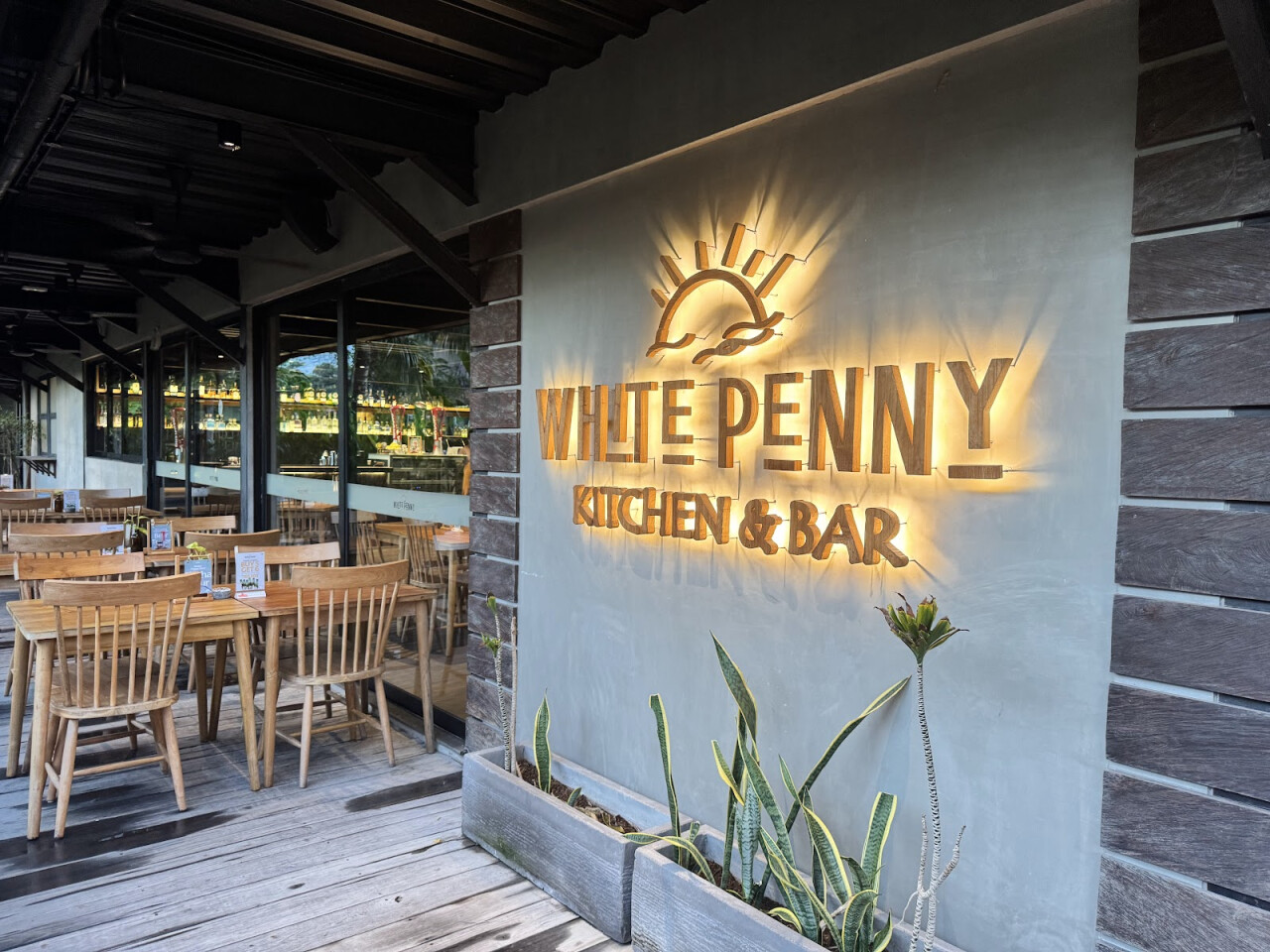 White Penny Kitchen & Bar