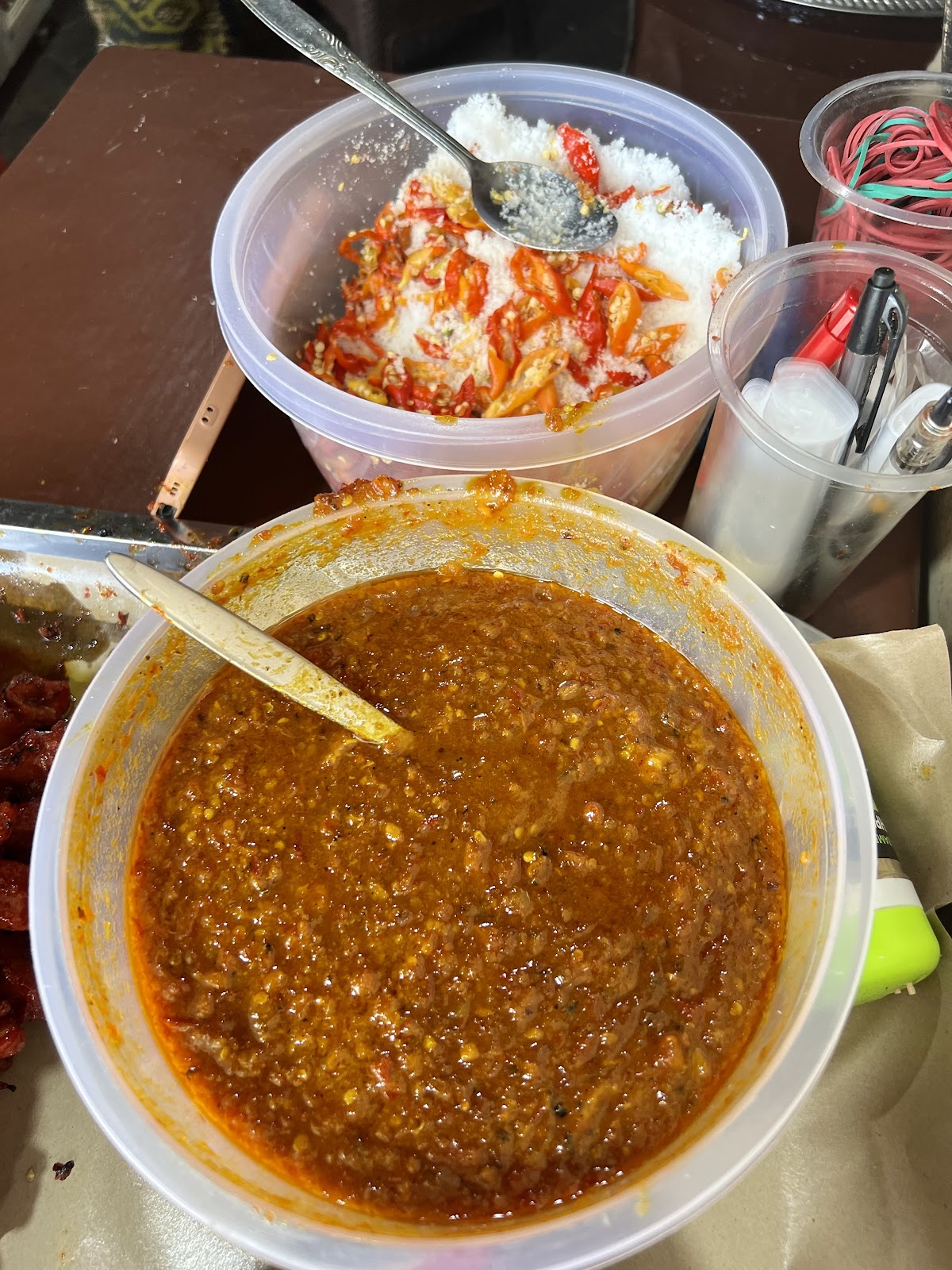Sate Babi Petitenget Bu Manis